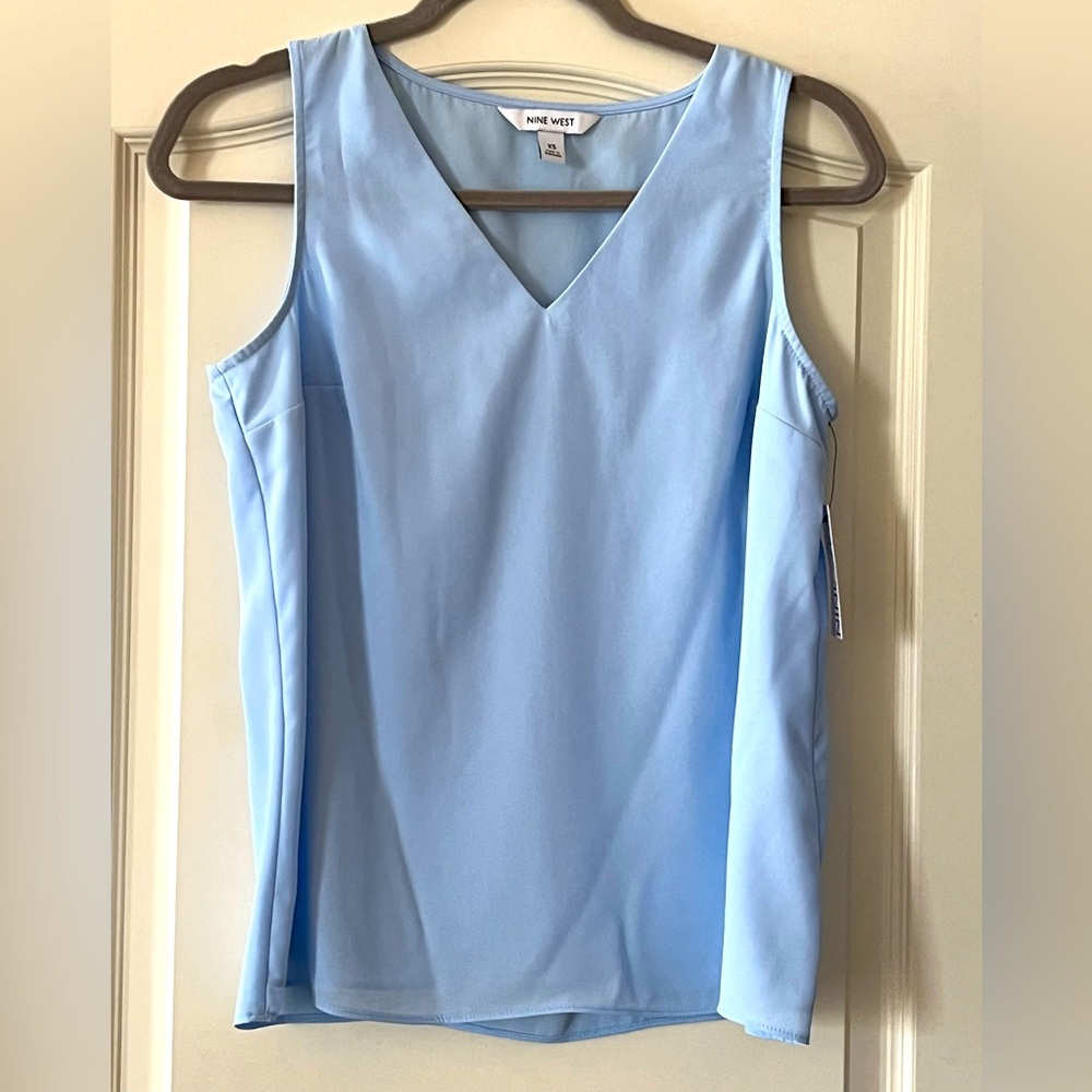 💙NWT XS Nine West Light Blue V-Neck Sleeveless Professional Blouse Shirt Top💙